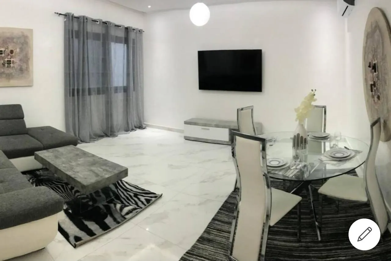 Residence Adja Cogna Appartement De Luxe Au Virage Dakar