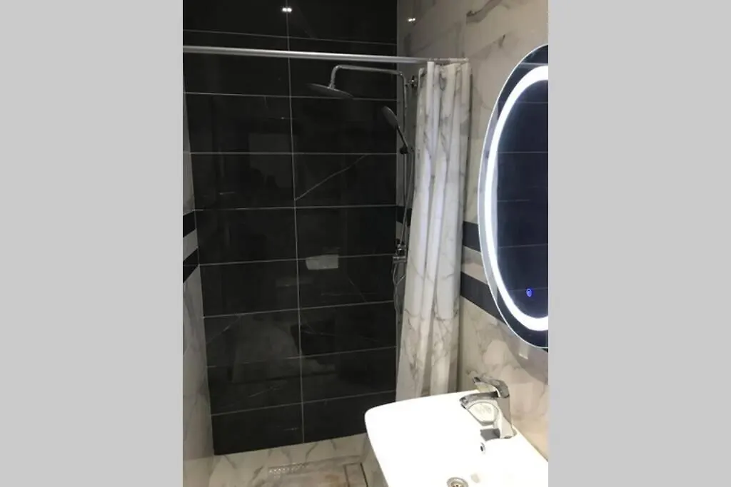 Residence Adja Cogna Appartement De Luxe Au Virage Dakar 0*,  Senegal